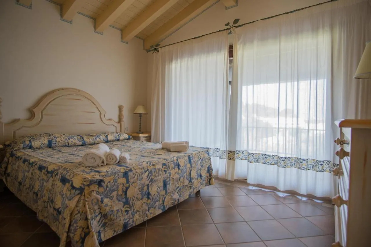 Il Giardino Degli Oleandri Aparthotel Liscia di Vacca 2*,  Italy